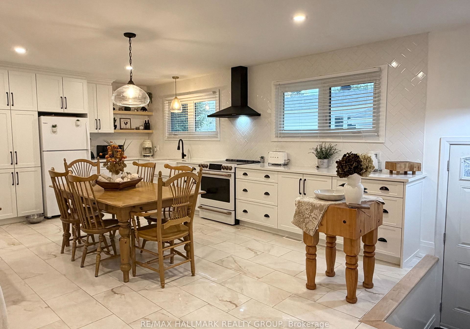 2424-joliffe-street-ottawa-ontario-x12577618