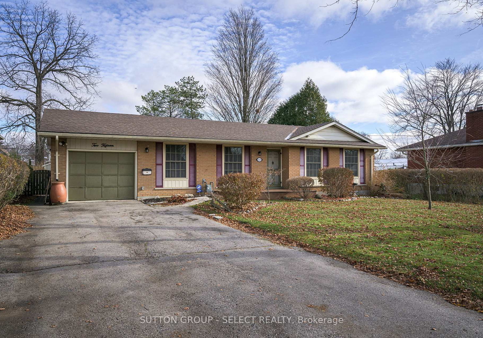 215-west-street-central-elgin-ontario-x12577634