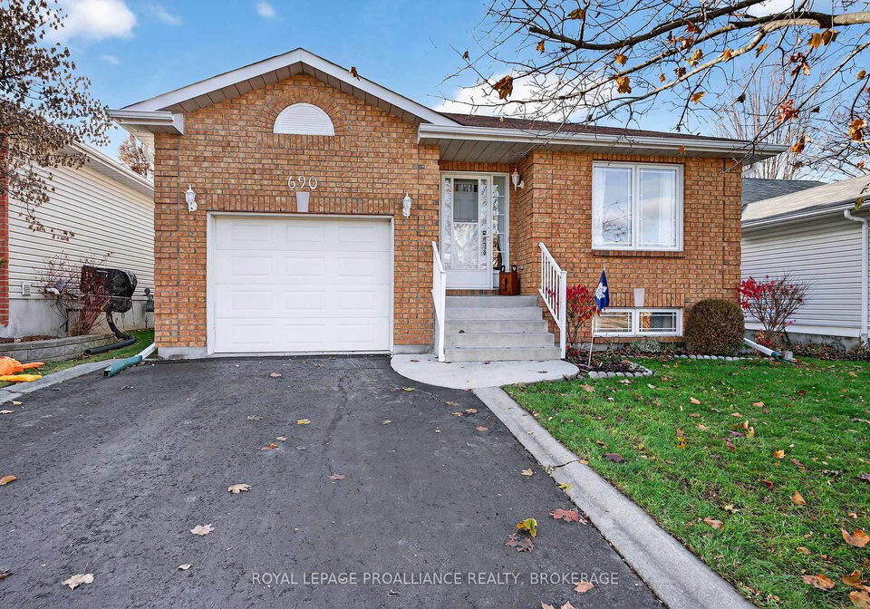 690-roosevelt-drive-kingston-ontario-x12577652