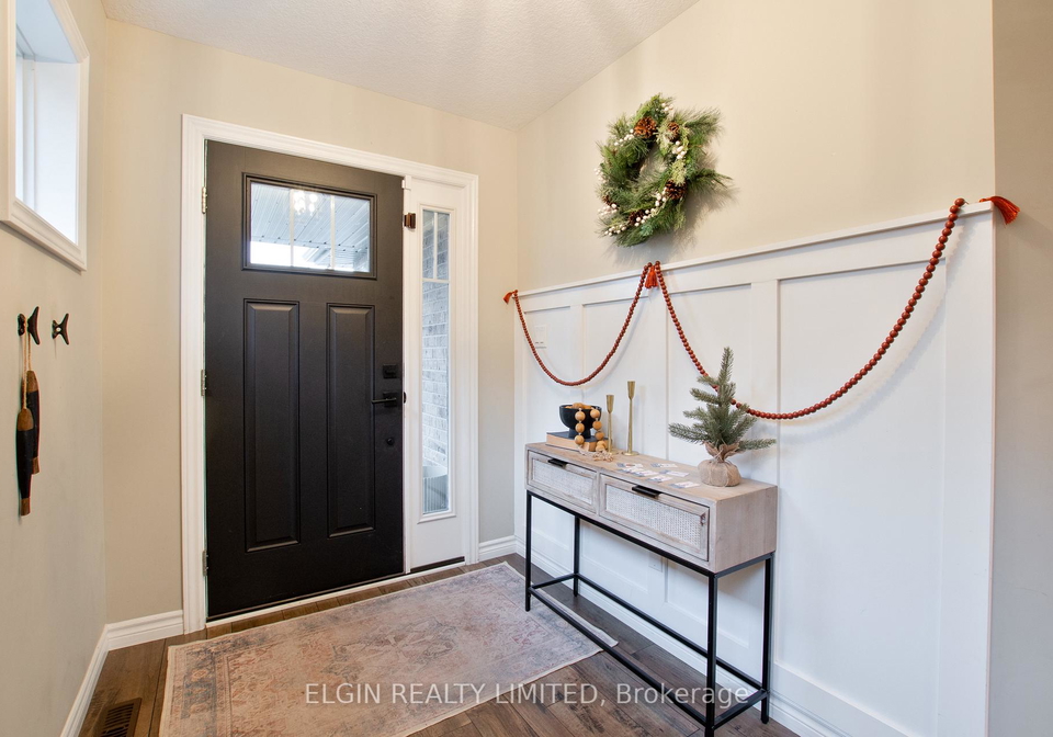 184-emery-street-central-elgin-ontario-x12577680