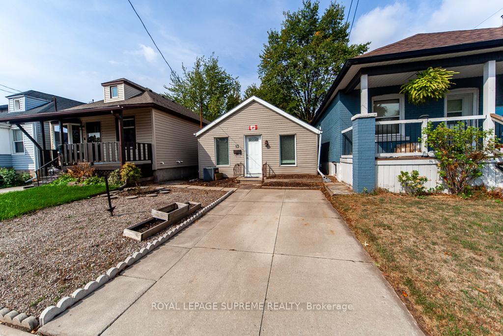 13-robins-avenue-hamilton-ontario-x12577862