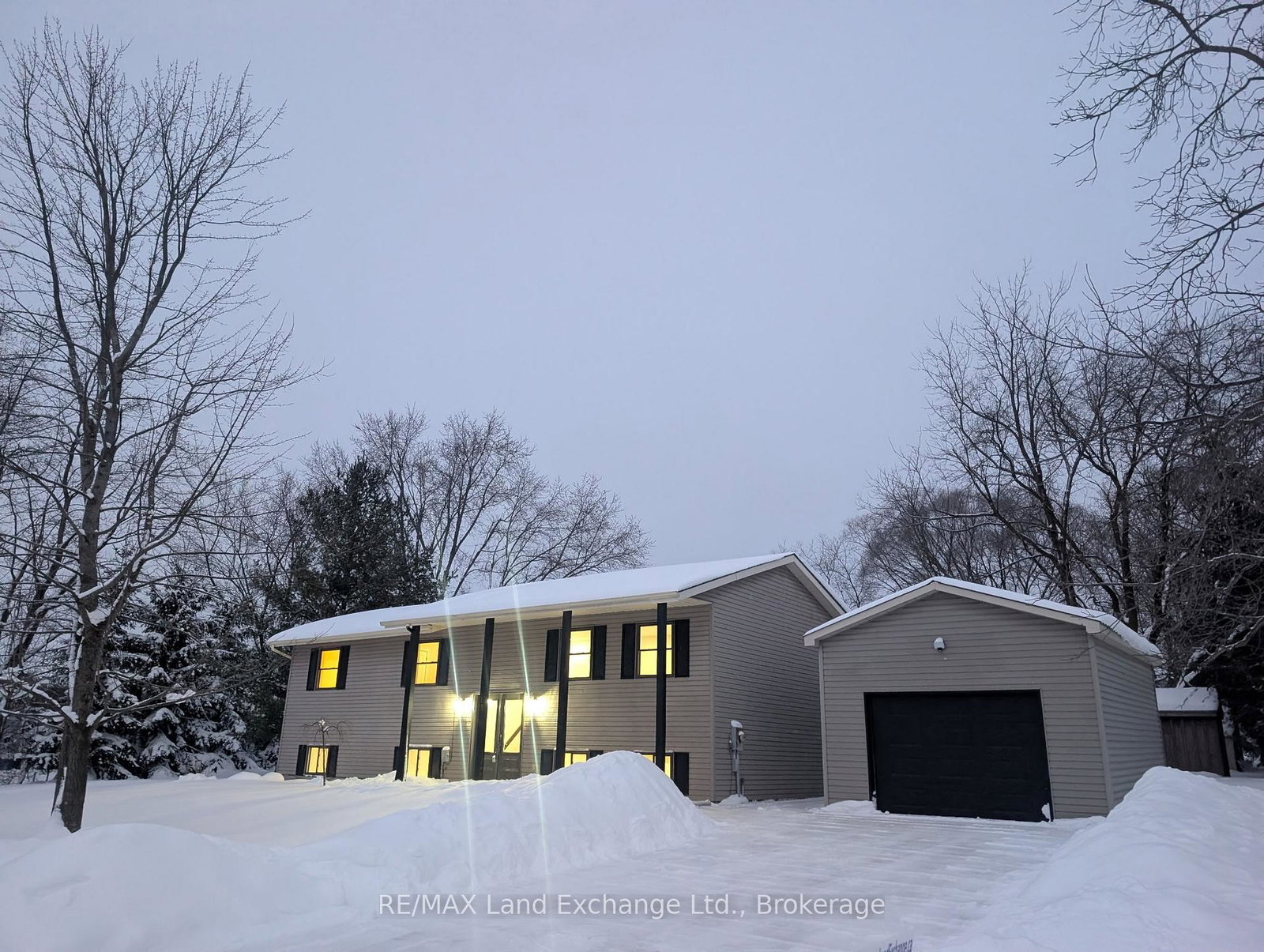 25-dirstien-street-n-brockton-ontario-x12577902