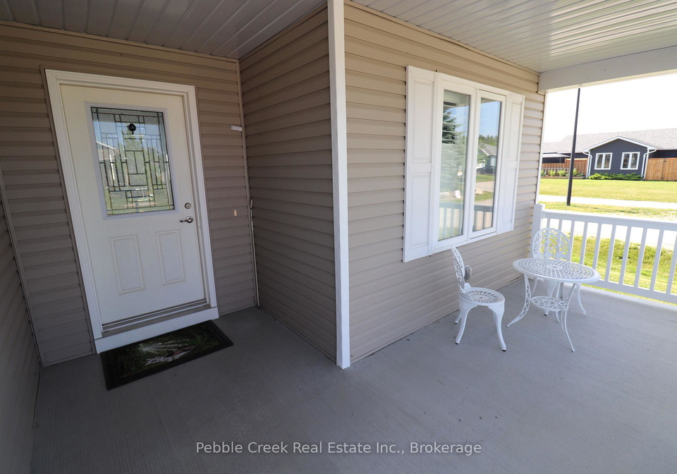 18-windward-way-n-ashfield-colborne-wawanosh-ontario-x12577904