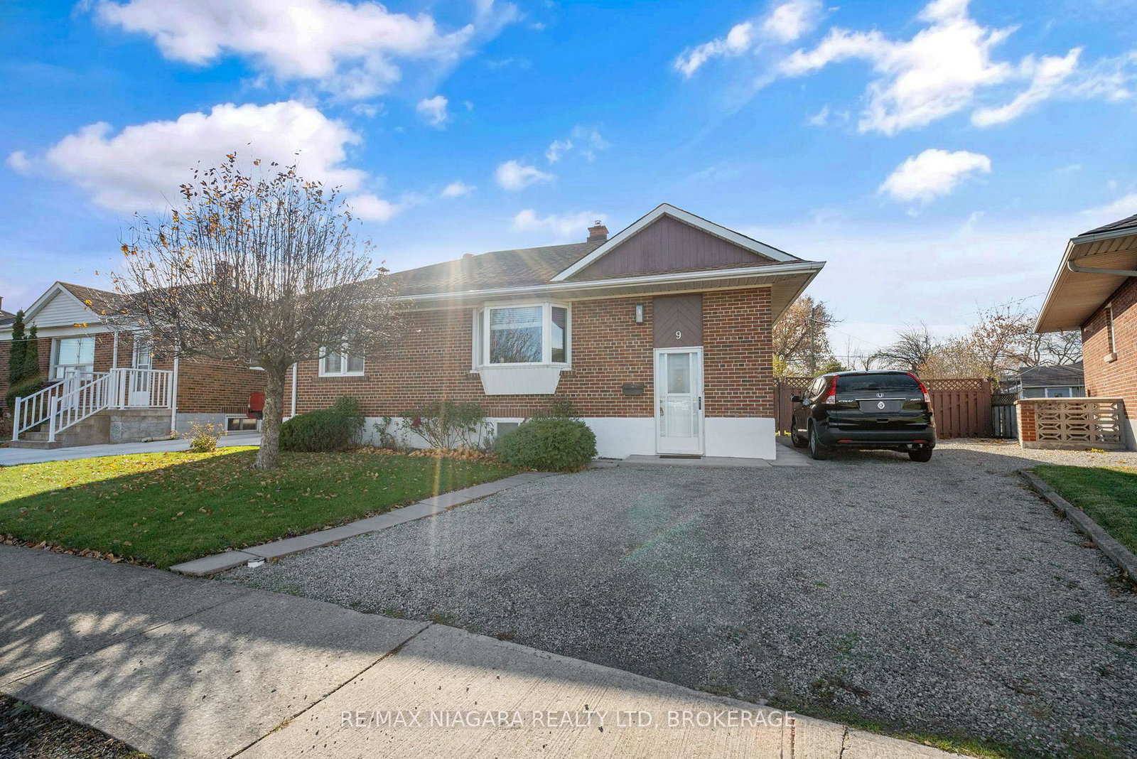9-mcphail-crescent-st-catharines-ontario-x12578304