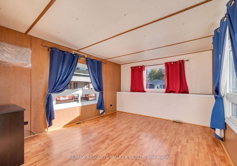 18-tracy-avenue-ottawa-ontario-x12578314