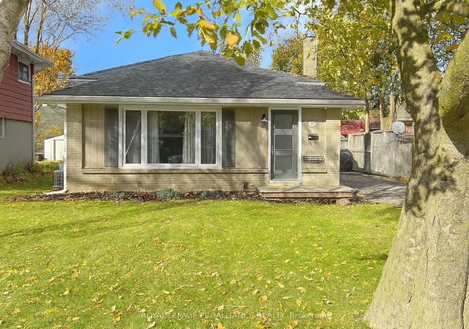 16-lee-avenue-belleville-ontario-x12578642