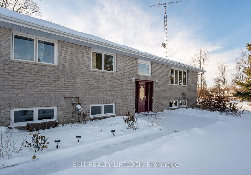 1220-tara-road-selwyn-ontario-x12579026