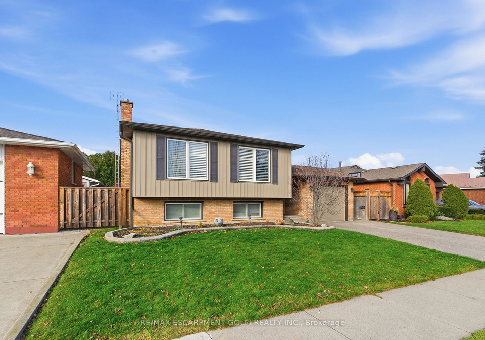 71-allanbrook-street-hamilton-ontario-x12579300