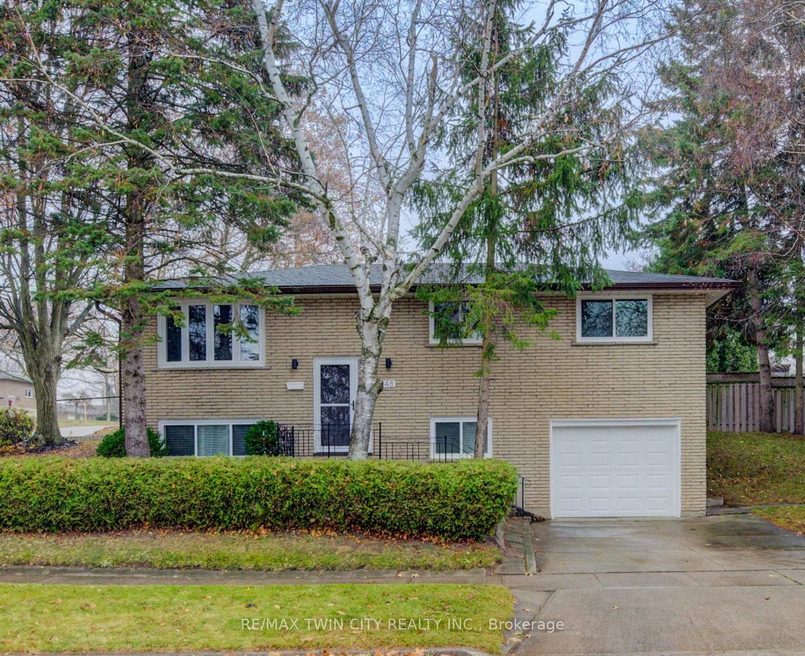 48-mark-crescent-cambridge-ontario-x12579684