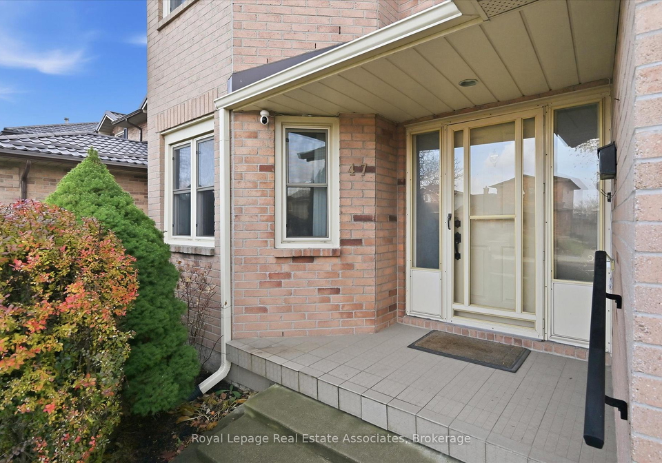 47-elmira-drive-hamilton-ontario-x12579944
