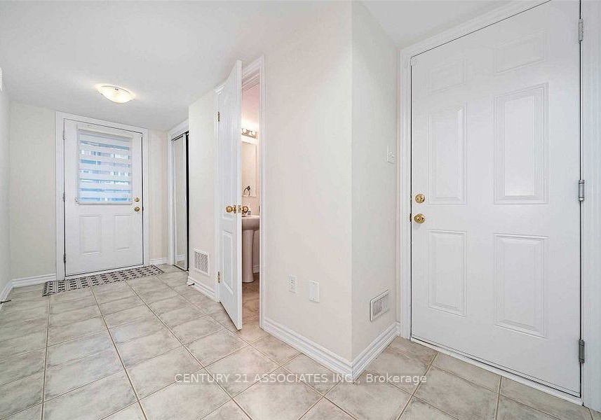 24-savage-drive-hamilton-ontario-x12579976