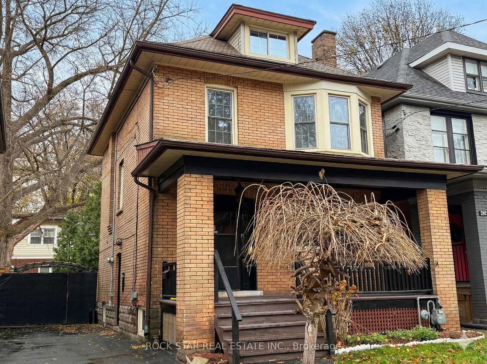 203-fairleigh-avenue-s-hamilton-ontario-x12580032