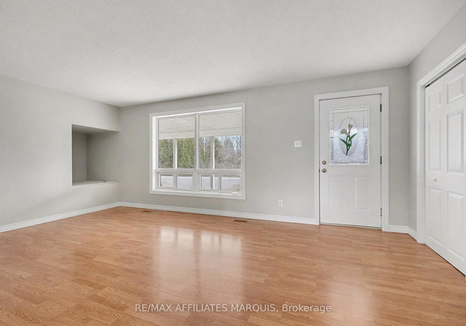 206-kitley-line-3-line-elizabethtown-kitley-ontario-x12580048