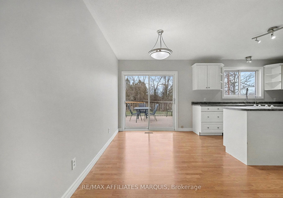 206-kitley-line-3-line-elizabethtown-kitley-ontario-x12580048