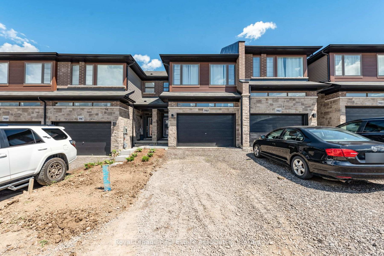 3985-crown-street-lincoln-ontario-x12580648