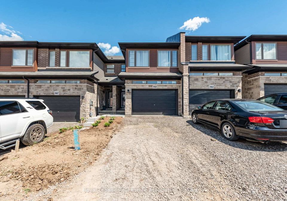 3985-crown-street-lincoln-ontario-x12580648