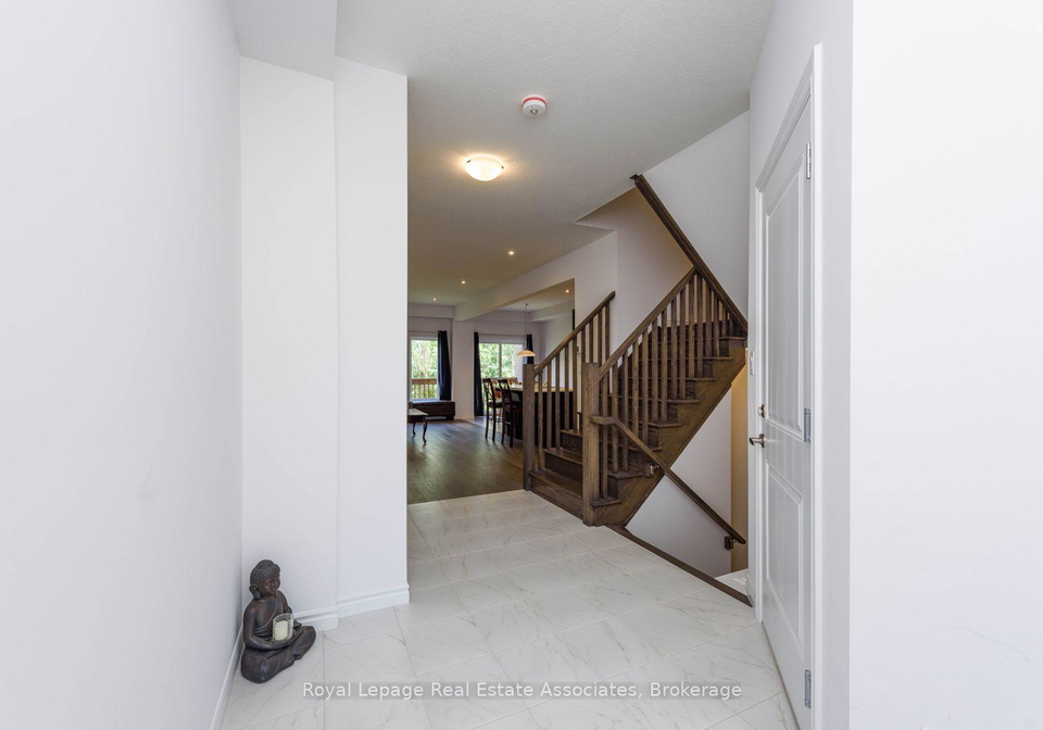 3985-crown-street-lincoln-ontario-x12580648