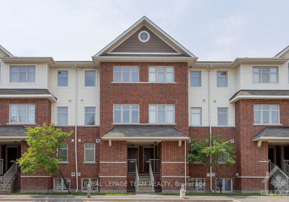 257-keltie-private-ottawa-ontario-x12580922
