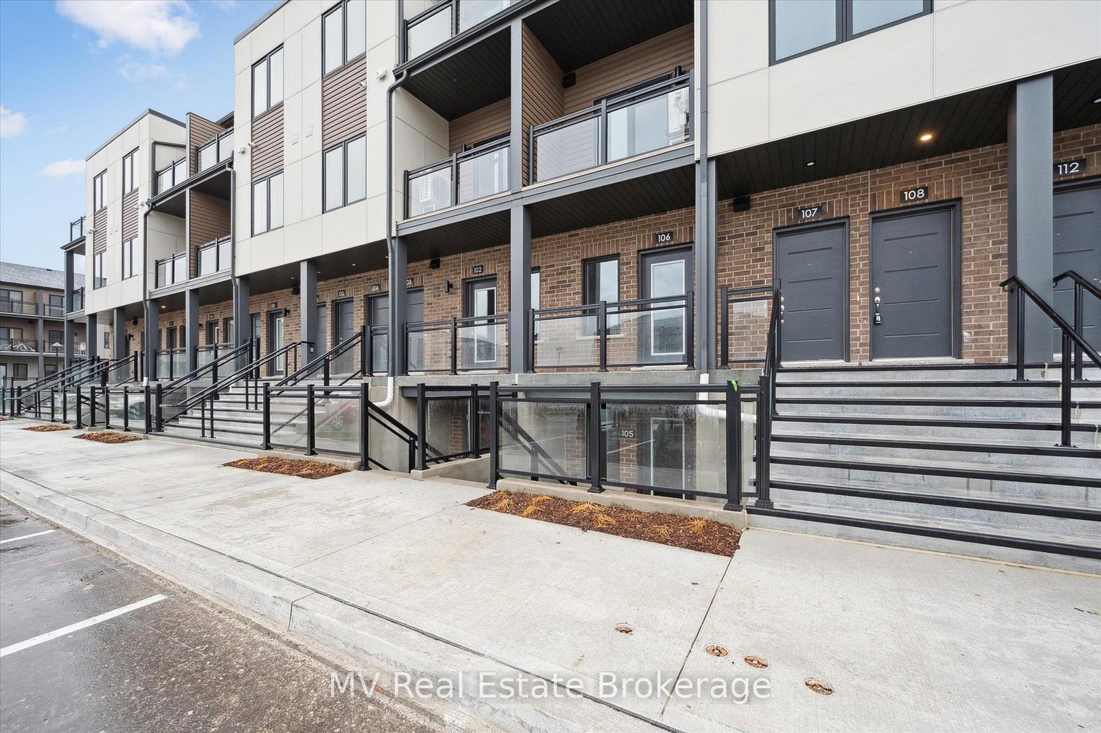 940-st-david-street-n-centre-wellington-ontario-x12581004