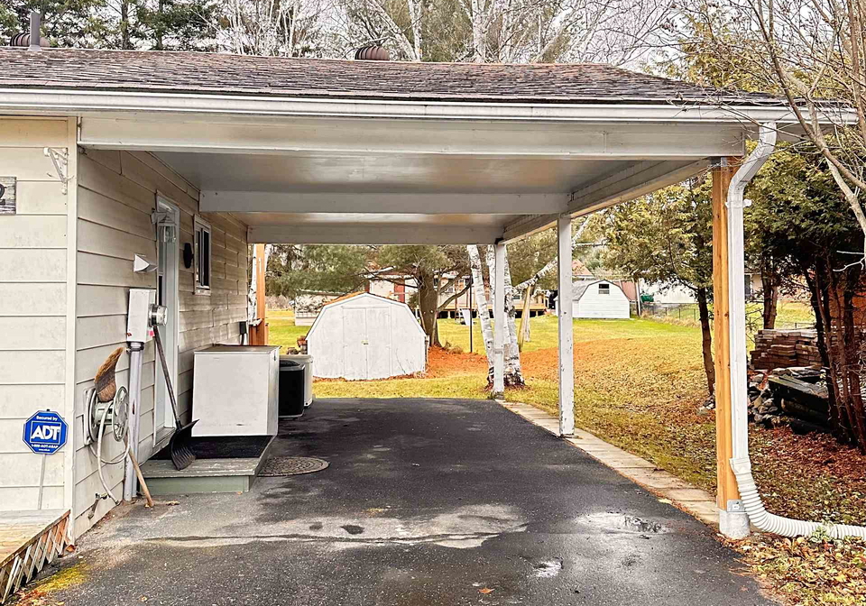 222-queen-street-burks-falls-ontario-x12581040
