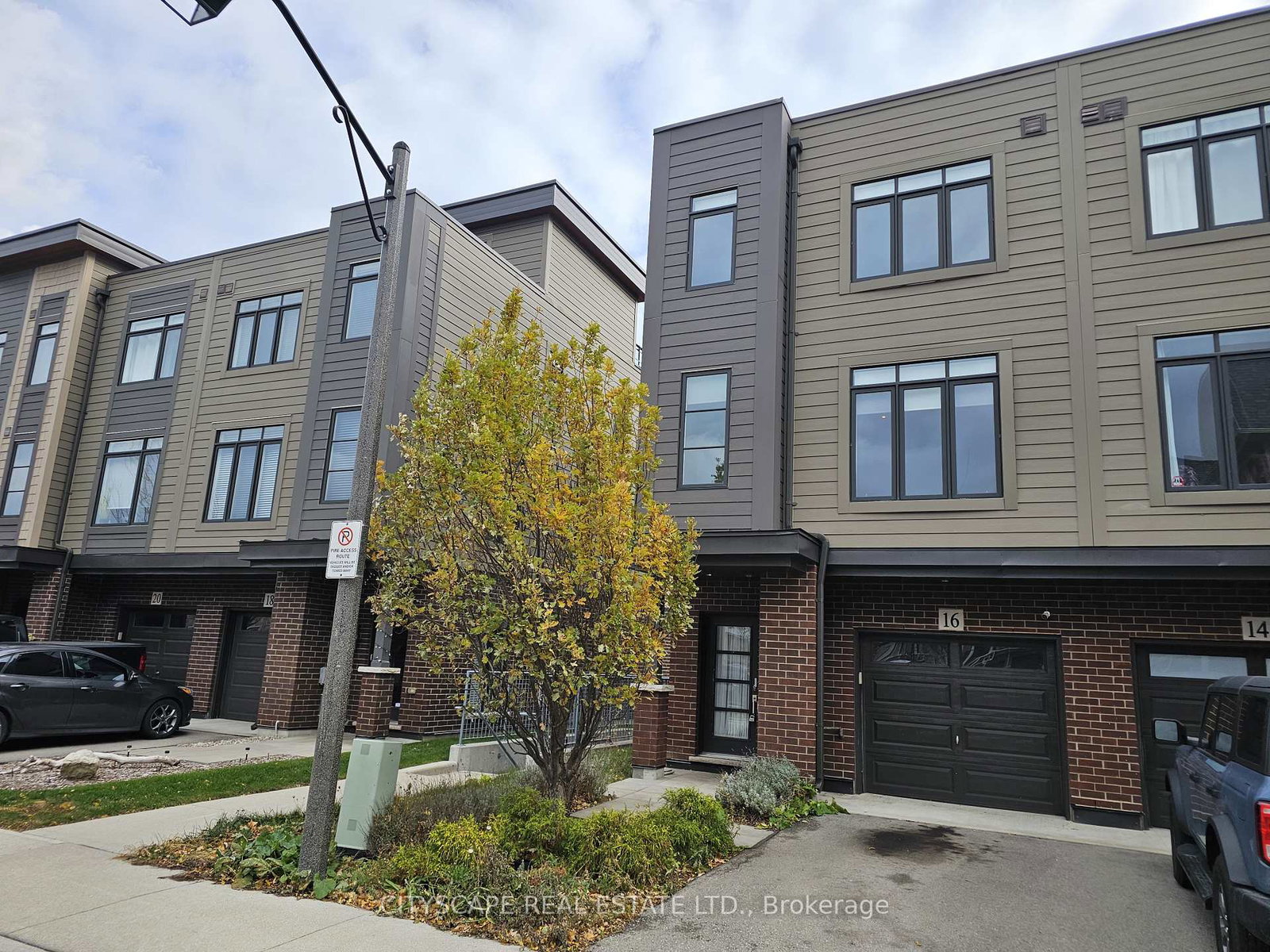 16-waterview-lane-grimsby-ontario-x12581122