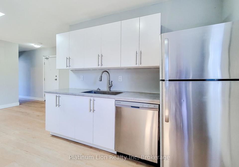 308-barton-street-e-hamilton-ontario-x12581158