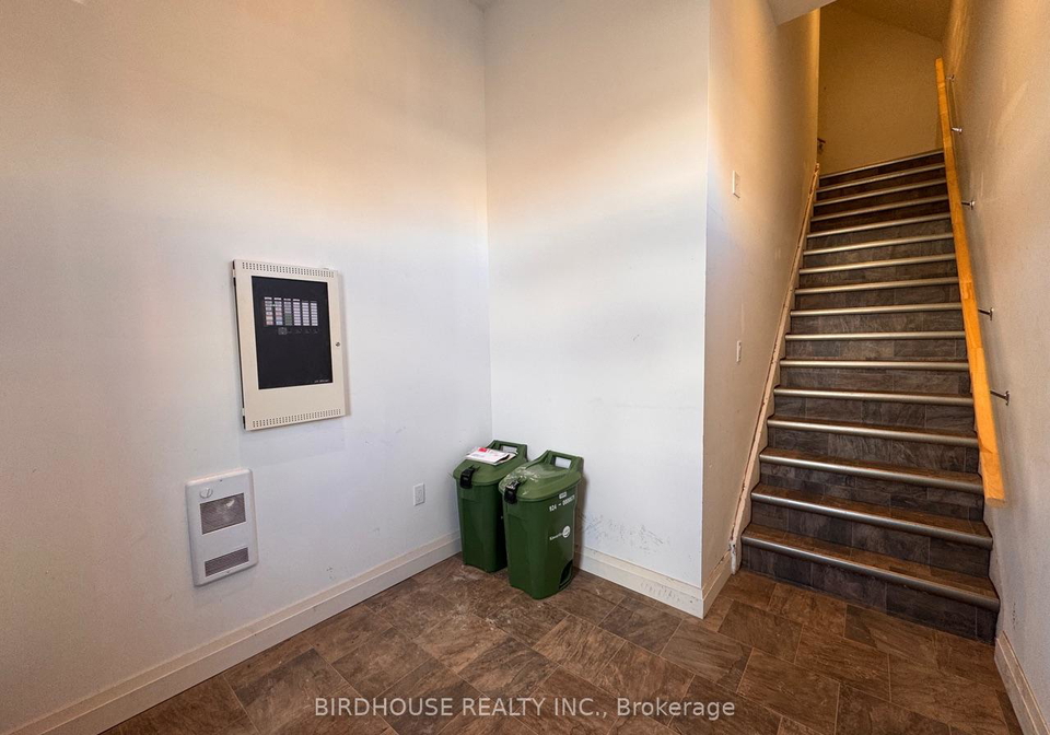 19-cambridge-street-s-kawartha-lakes-ontario-x12581234
