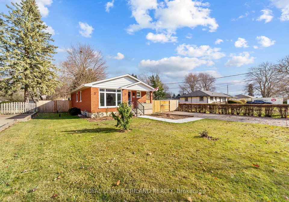 249-coad-street-southwest-middlesex-ontario-x12581512