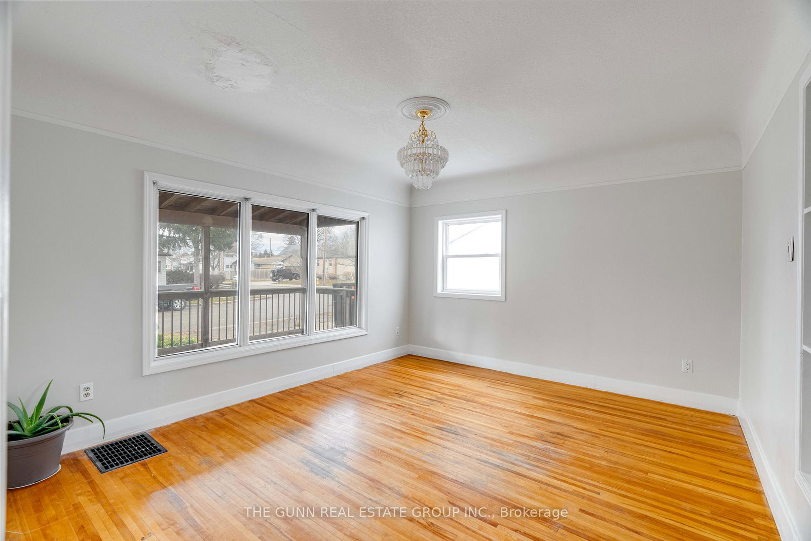 118-st-julien-street-w-london-east-ontario-x12581540