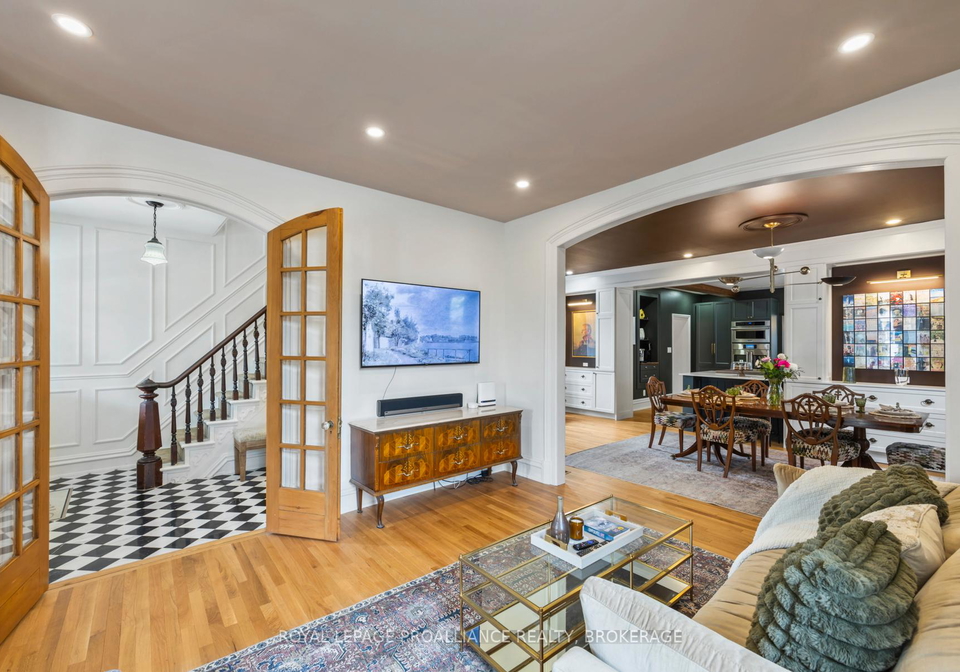 111-dundas-street-w-greater-napanee-ontario-x12581640