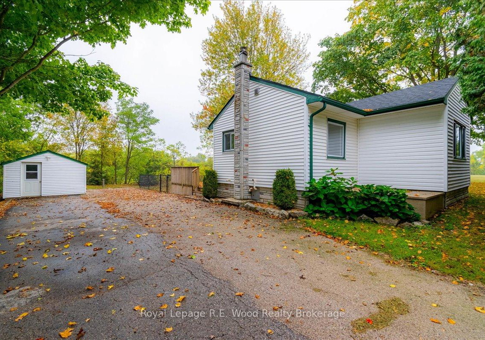 603512-60-road-zorra-ontario-x12581788