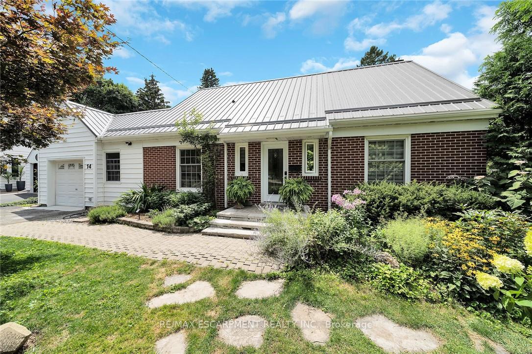14-simcoe-boulevard-norfolk-ontario-x12582052