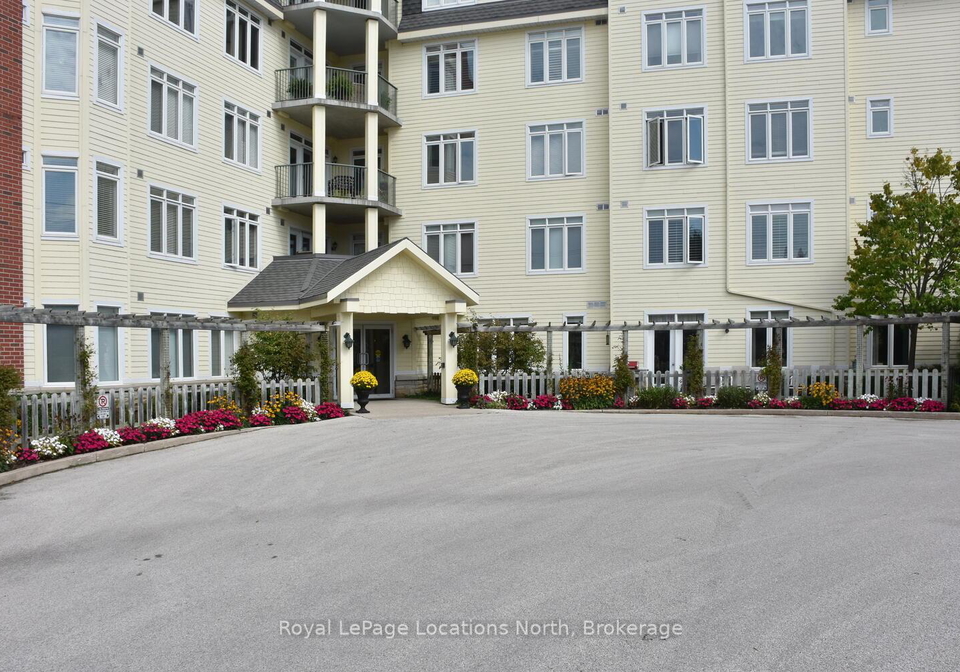 10-bay-street-e-blue-mountains-ontario-x12582752