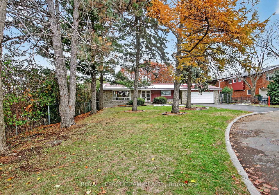 1293-dowler-avenue-ottawa-ontario-x12583420