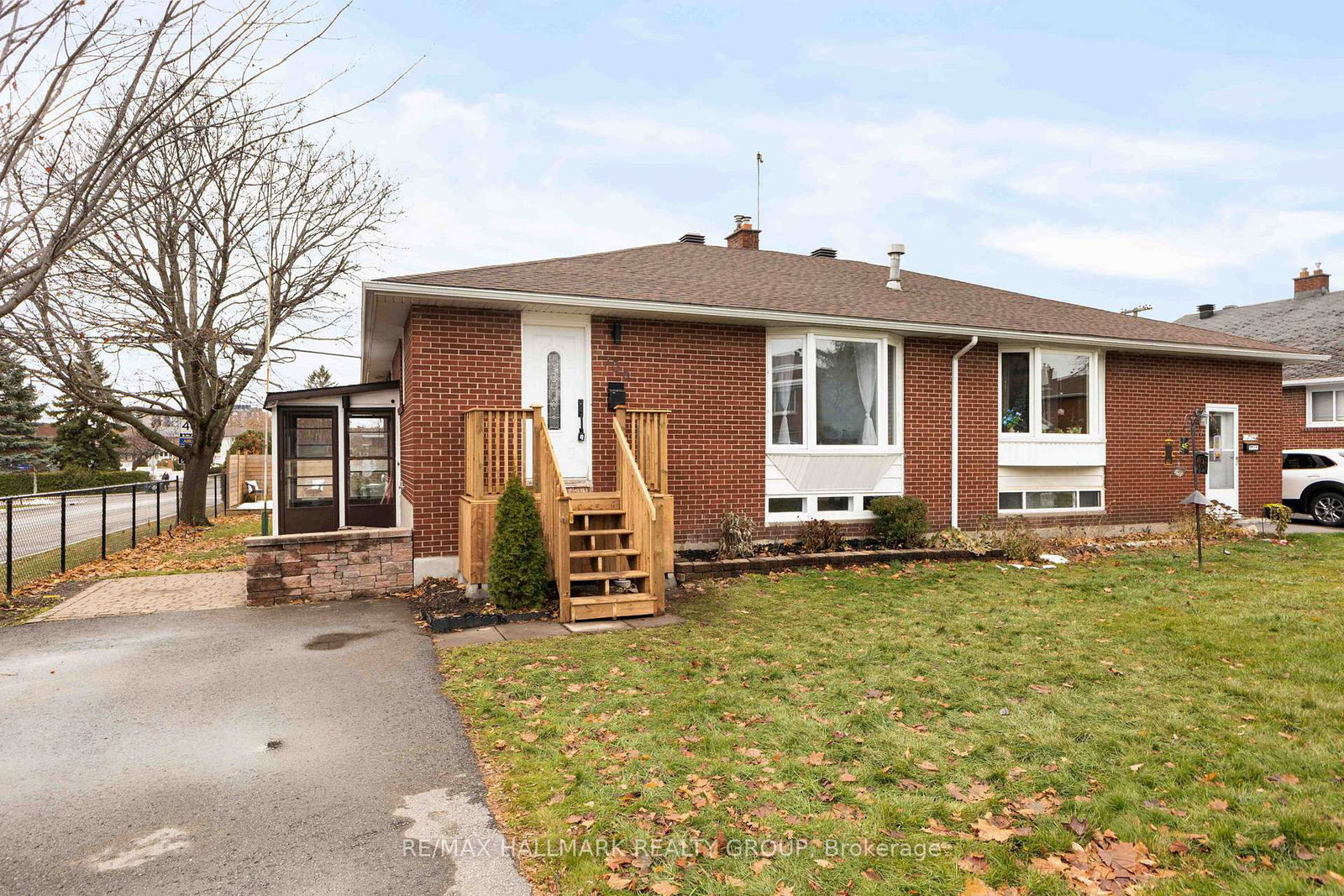 756-cummings-avenue-ottawa-ontario-x12583452