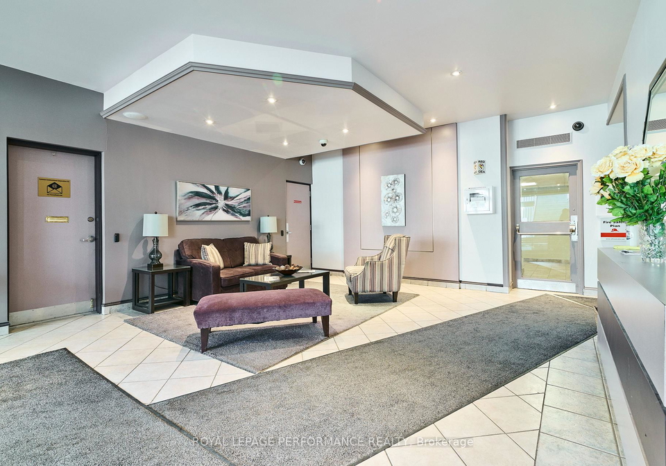 158-b-mcarthur-avenue-ottawa-ontario-x12584000