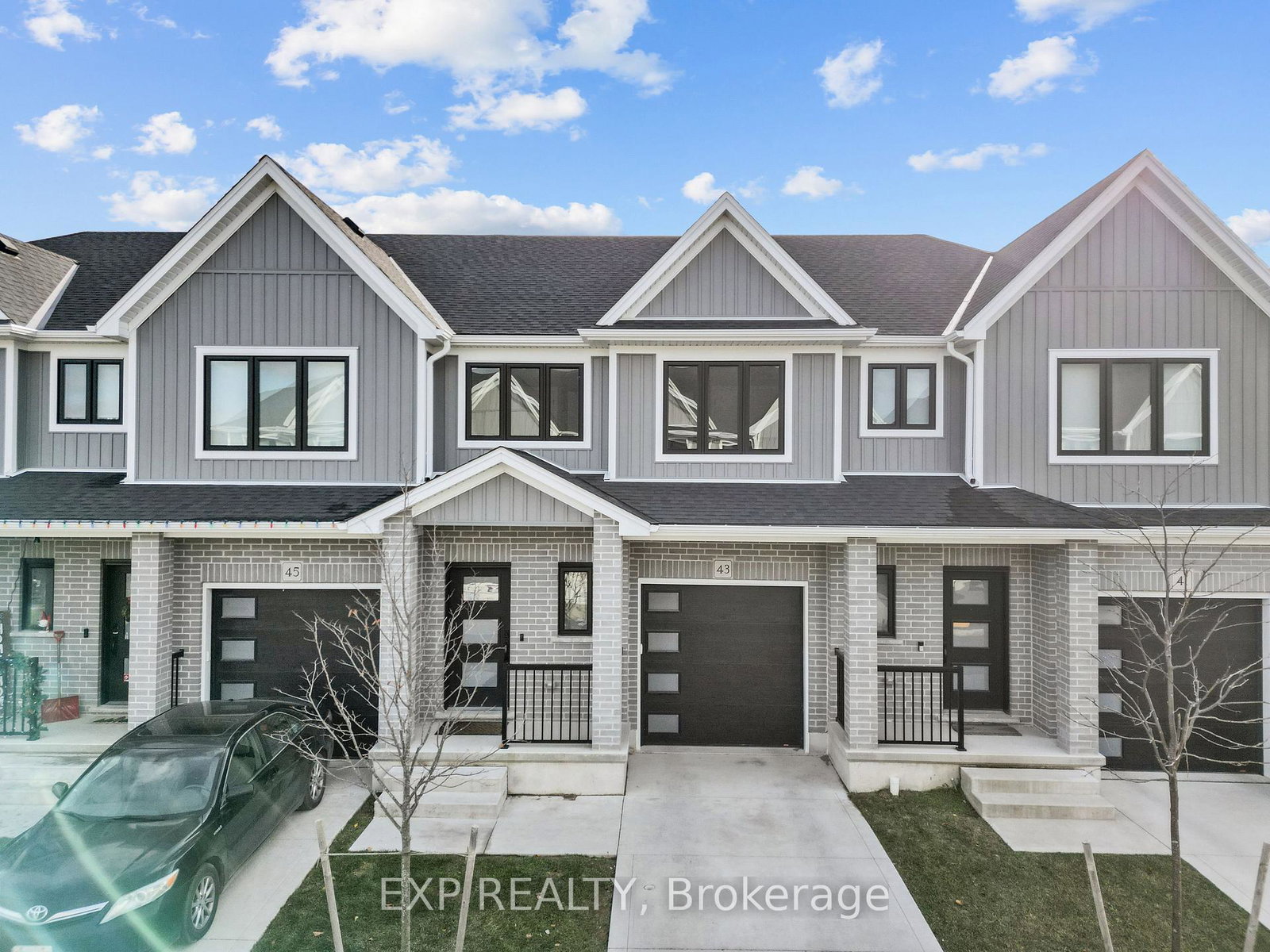 17-nicholson-street-lucan-biddulph-ontario-x12584154
