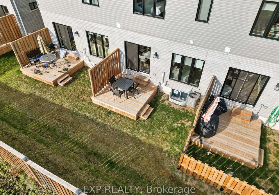 17-nicholson-street-lucan-biddulph-ontario-x12584154