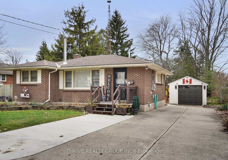 136-victoria-street-southwest-middlesex-ontario-x12584246