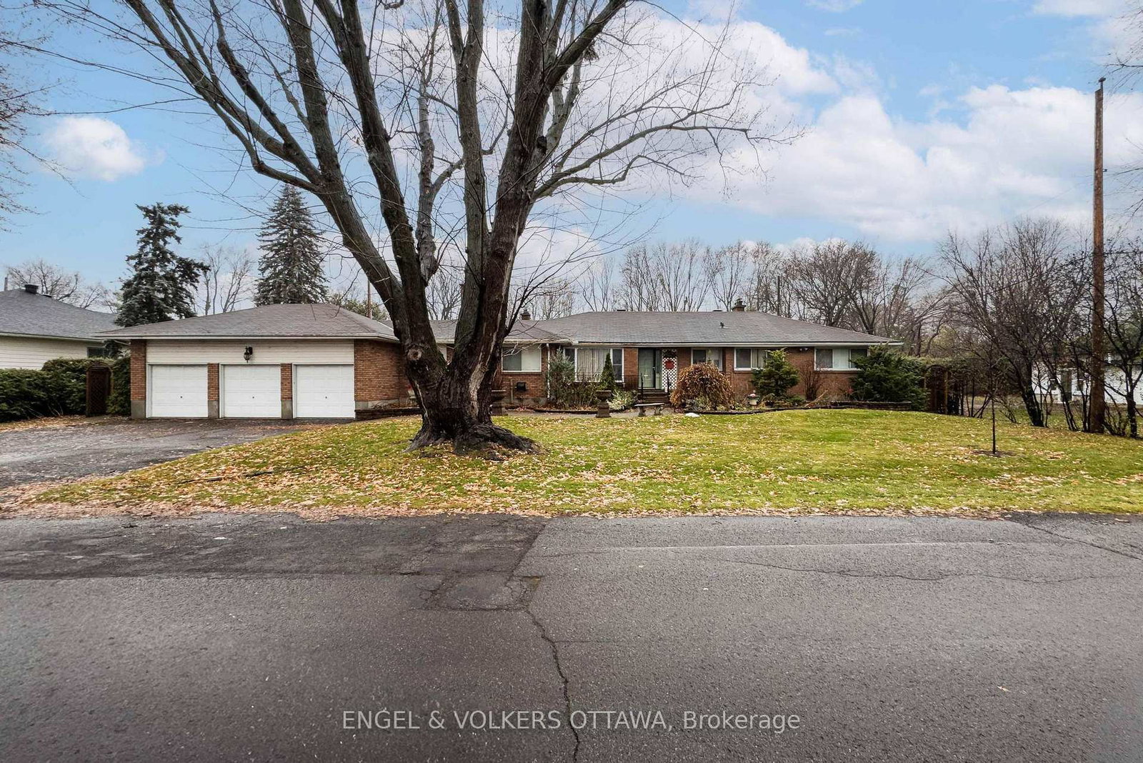 860-killeen-avenue-ottawa-ontario-x12584834