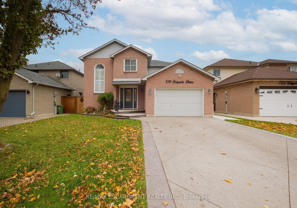 139-brigade-drive-hamilton-ontario-x12584948