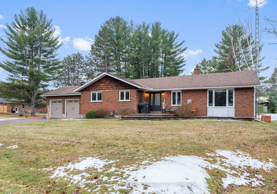 40925-highway-41-laurentian-valley-ontario-x12584994