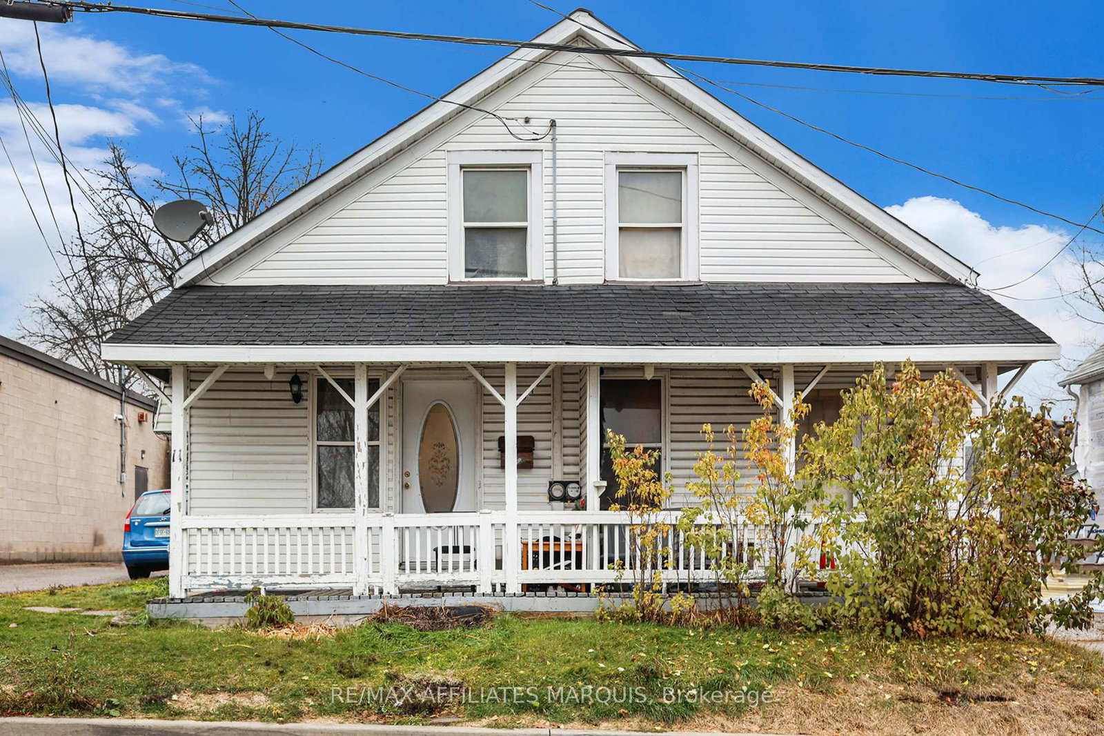 11-13-bay-street-s-smiths-falls-ontario-x12585052