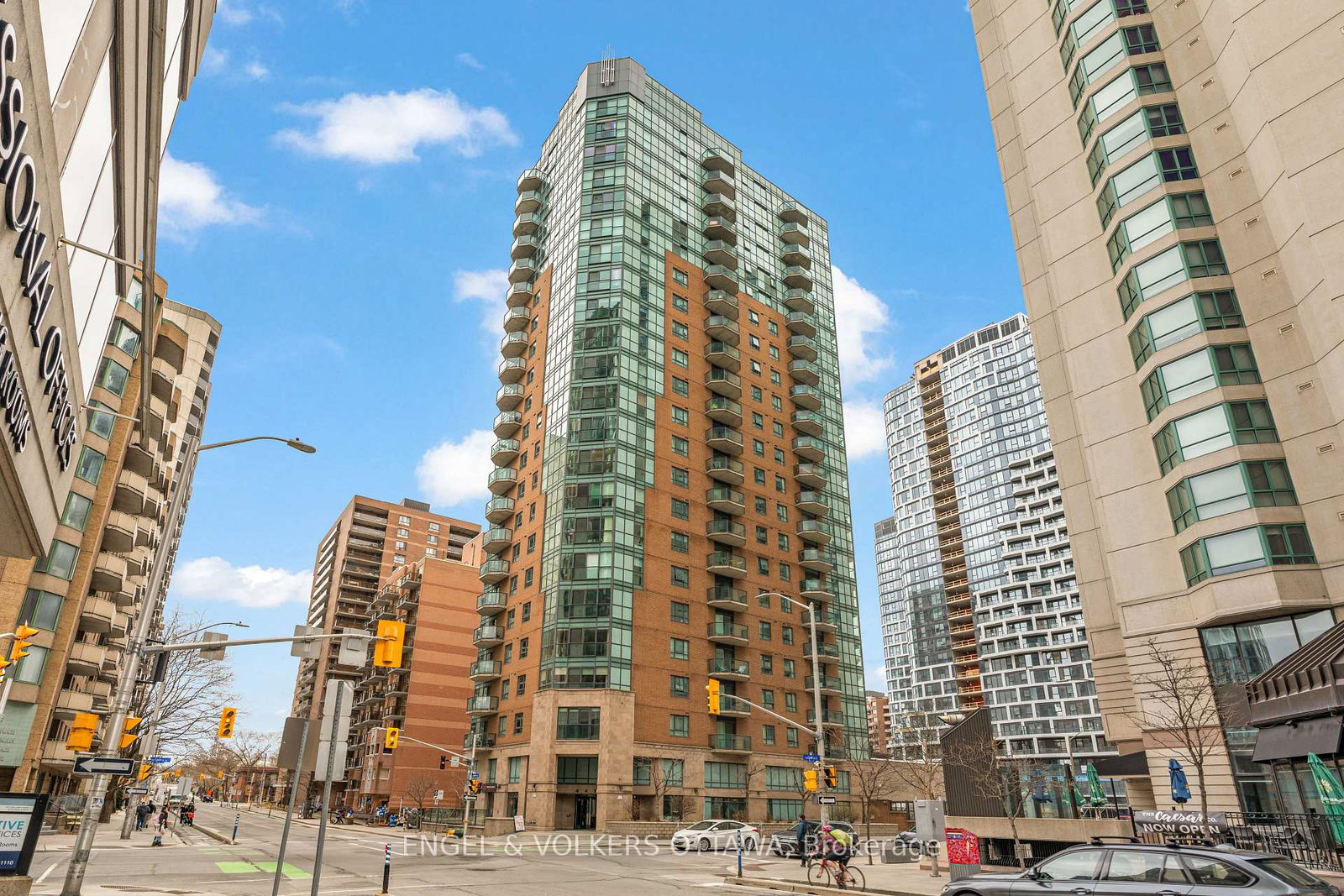 445-laurier-avenue-w-ottawa-ontario-x12586932