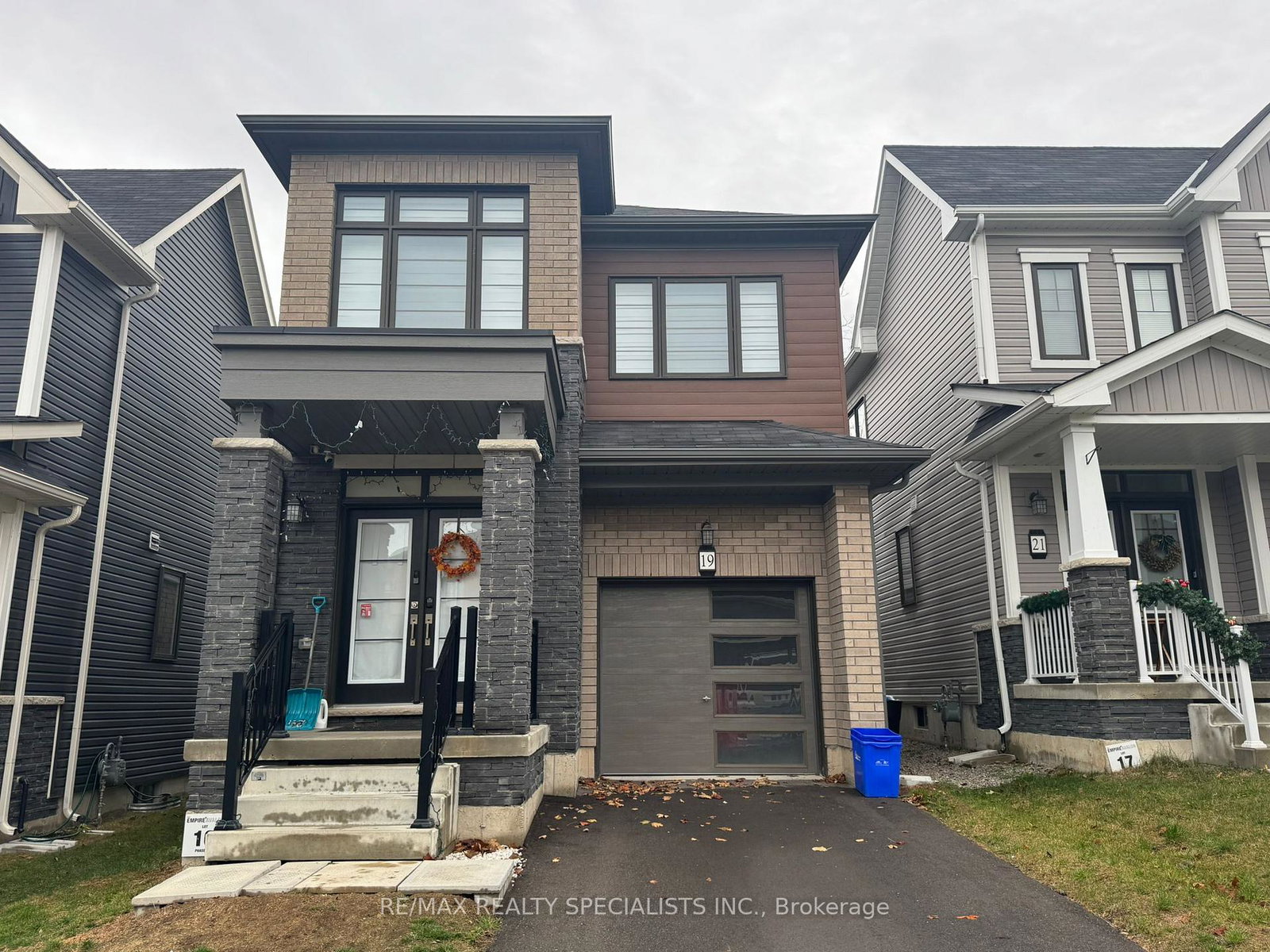 19-sundin-drive-haldimand-ontario-x12586984