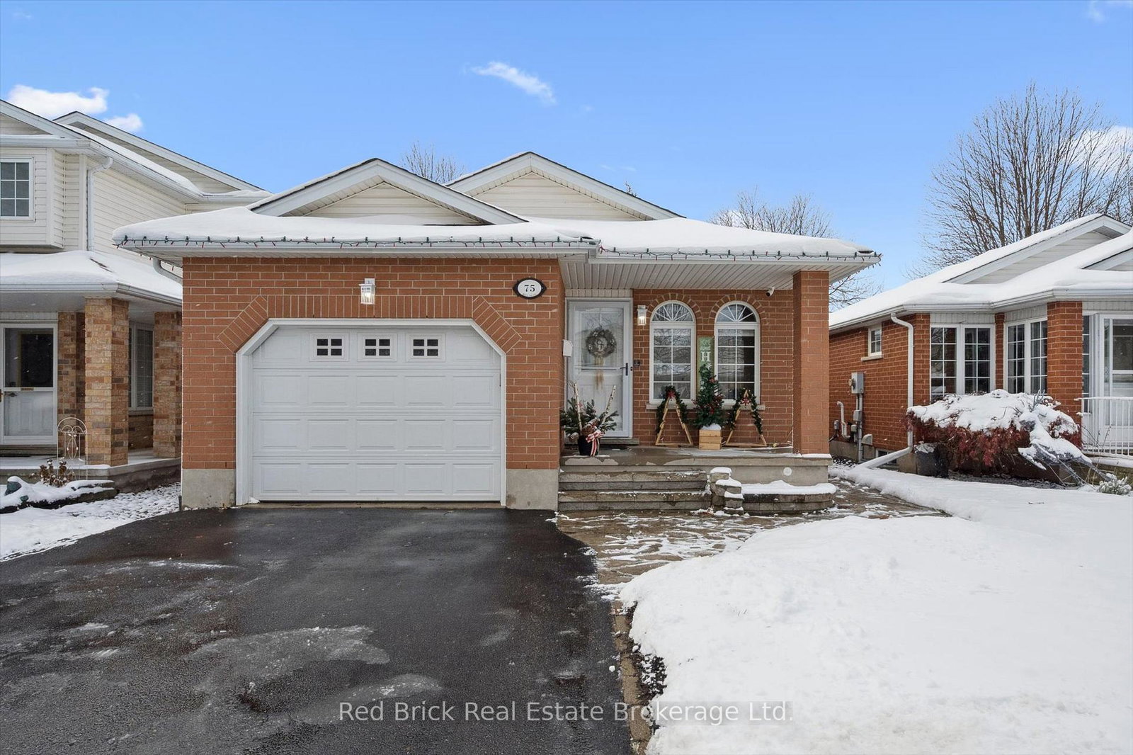 75-hill-trail-guelph-ontario-x12587742