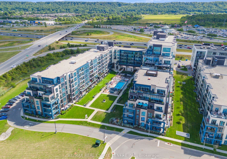 16-concord-place-grimsby-ontario-x12587830