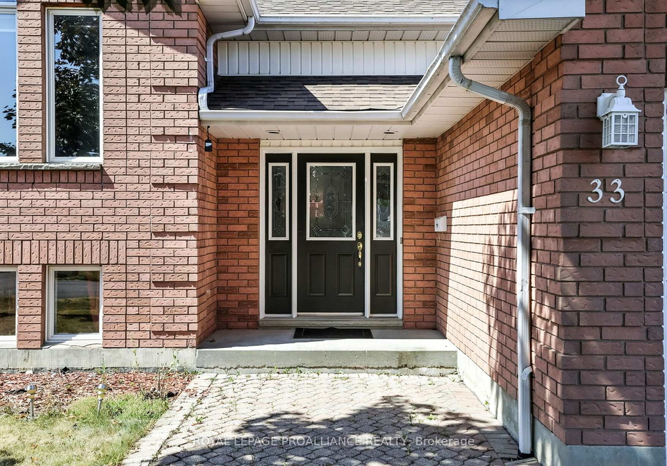 33-loraine-avenue-quinte-west-ontario-x12587898