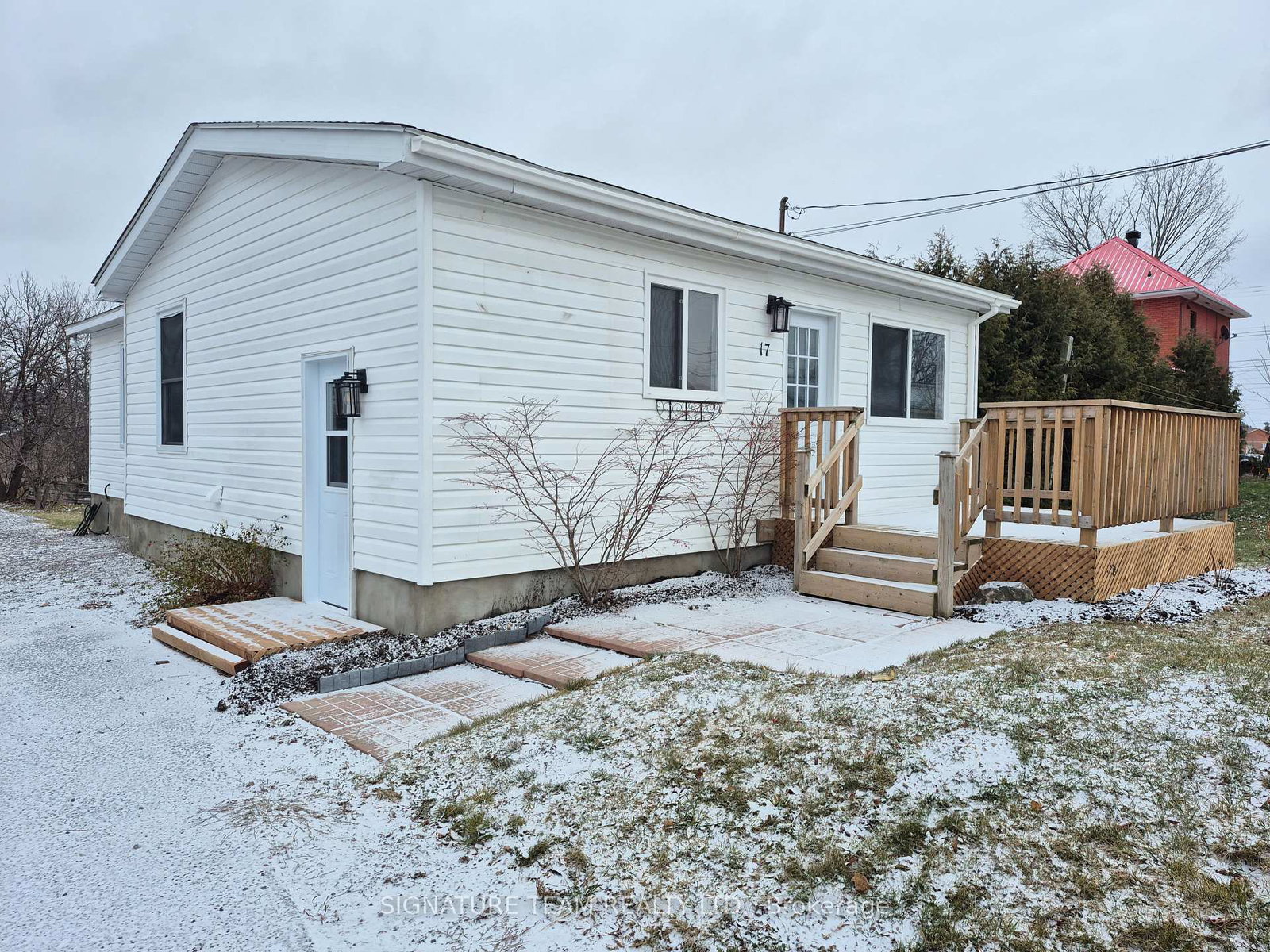 17-vankessel-street-whitewater-region-ontario-x12589222