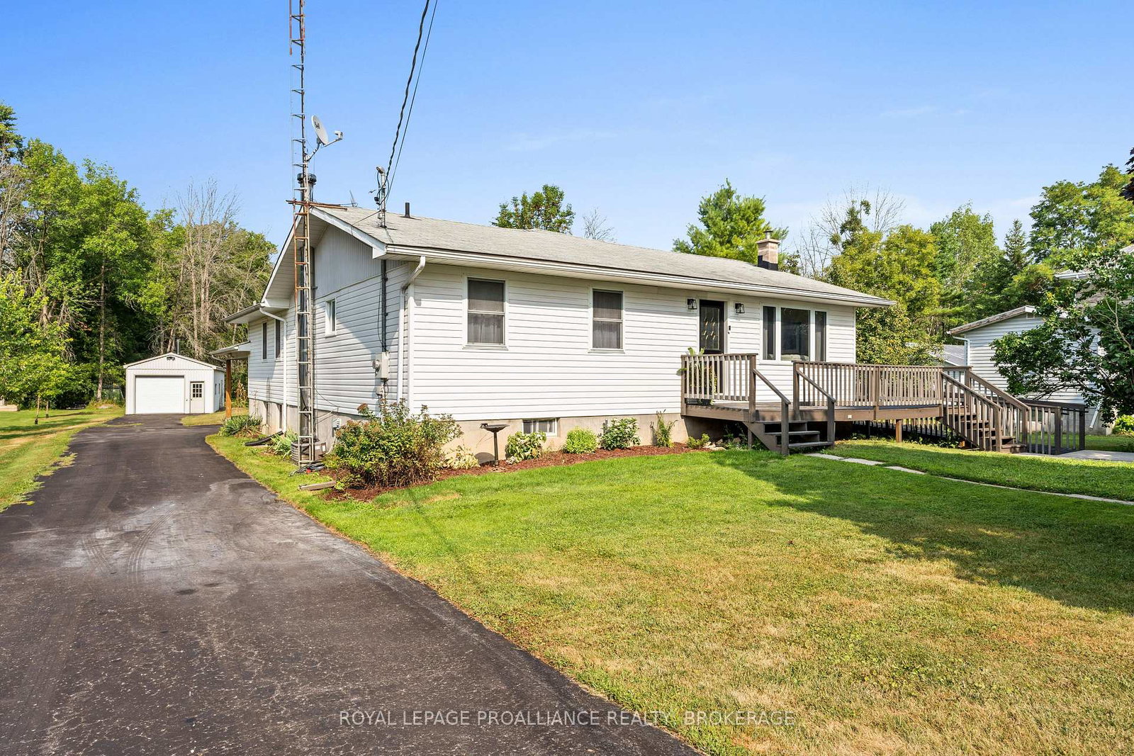 1544-lake-road-stone-mills-ontario-x12589496